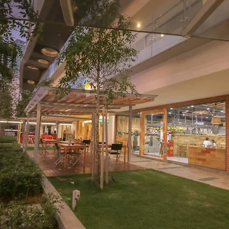 The Robertson Kl Bukit Bintang By Birdy Stay Kuala Lumpur Exterior photo