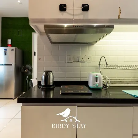 The Robertson Kl Bukit Bintang By Birdy Stay Kuala Lumpur Exterior photo