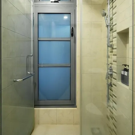 The Robertson Kl Bukit Bintang By Birdy Stay Kuala Lumpur Exterior photo